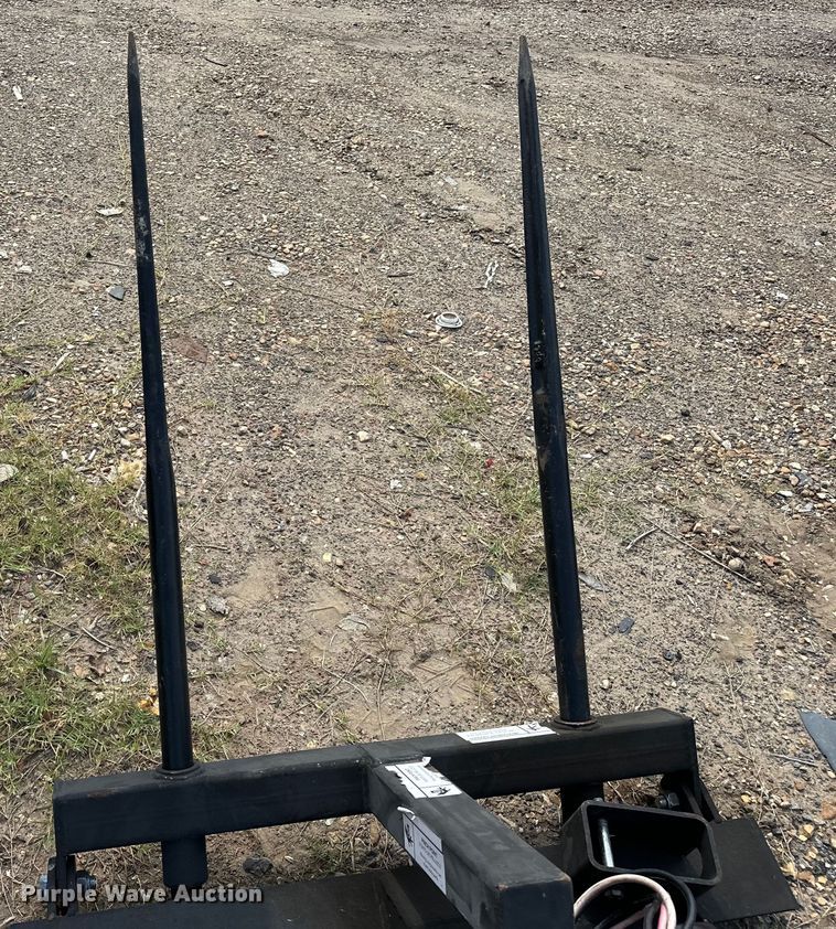 image for item EJ4427 Bale spear