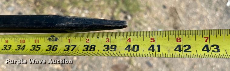 image for item EJ4427 Bale spear