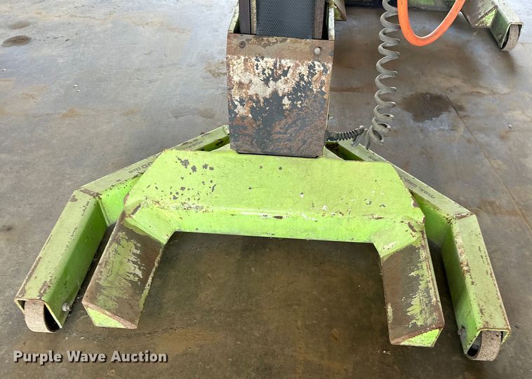 image for item EJ4428 (4) Automotive Resources ARI-hetra HDML-8 mobile lift 