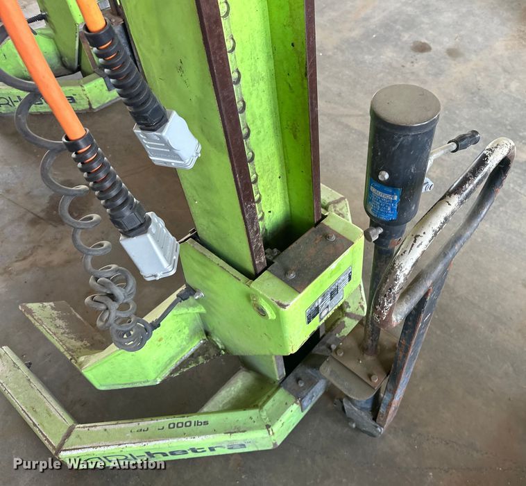 image for item EJ4428 (4) Automotive Resources ARI-hetra HDML-8 mobile lift 