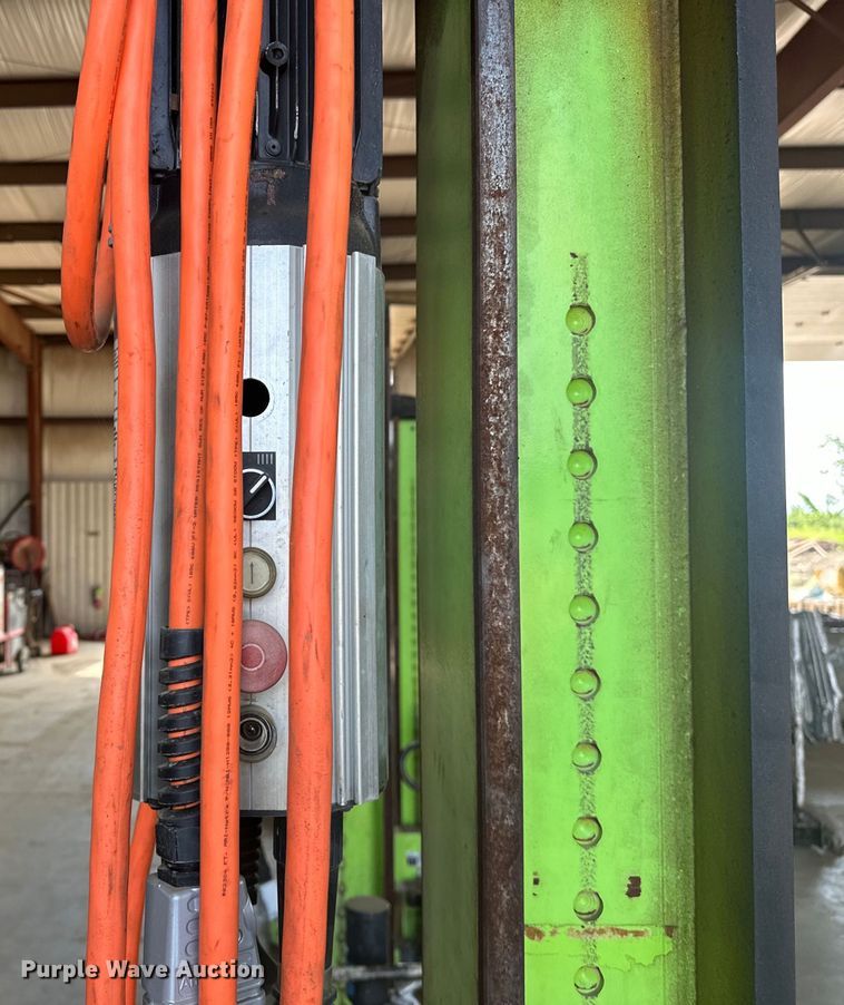 image for item EJ4428 (4) Automotive Resources ARI-hetra HDML-8 mobile lift 