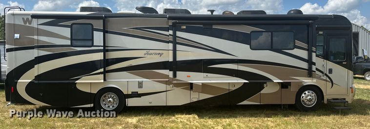 image for item EJ4439 2012 Winnebago  Journey  RV