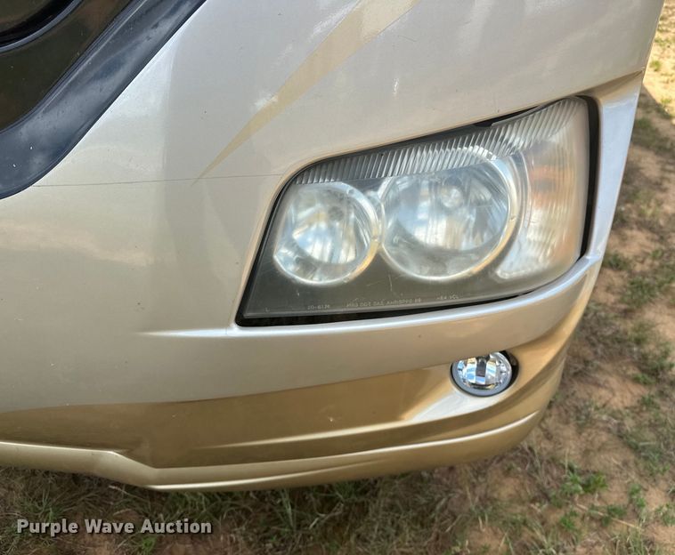 image for item EJ4439 2012 Winnebago  Journey  RV