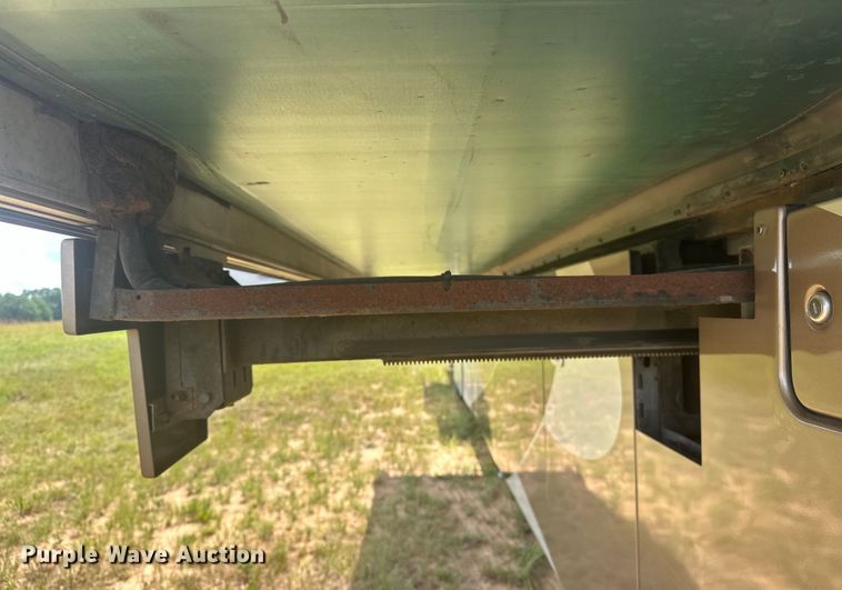 image for item EJ4439 2012 Winnebago  Journey  RV