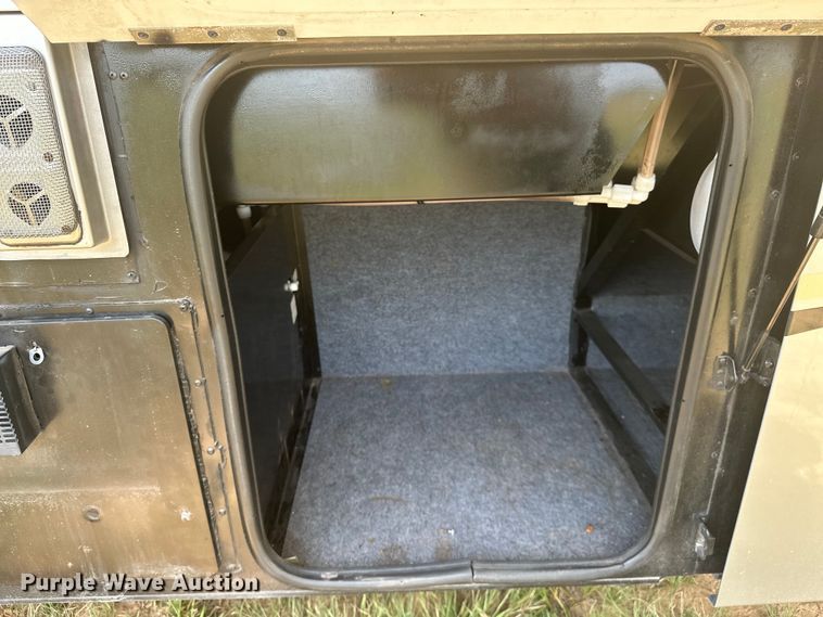 image for item EJ4439 2012 Winnebago  Journey  RV