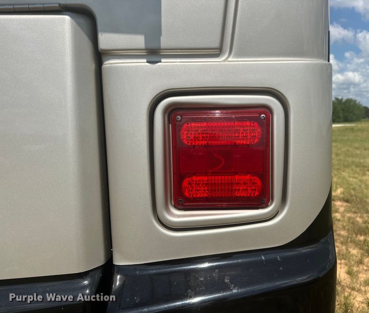 image for item EJ4439 2012 Winnebago  Journey  RV