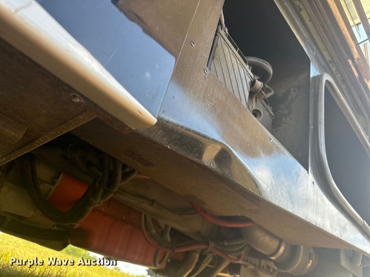 image for item EJ4439 2012 Winnebago  Journey  RV