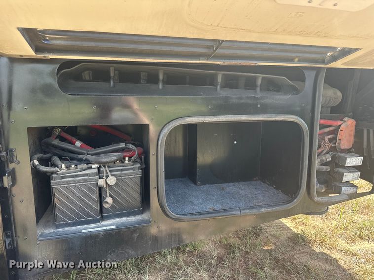 image for item EJ4439 2012 Winnebago  Journey  RV