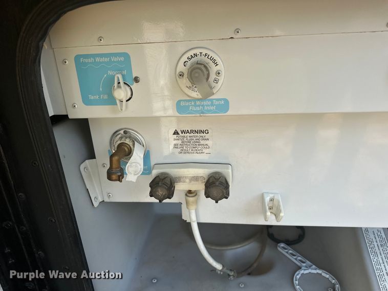 image for item EJ4439 2012 Winnebago  Journey  RV