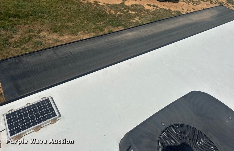 image for item EJ4439 2012 Winnebago  Journey  RV