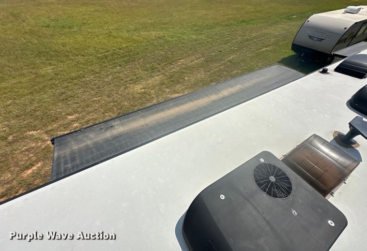 image for item EJ4439 2012 Winnebago  Journey  RV