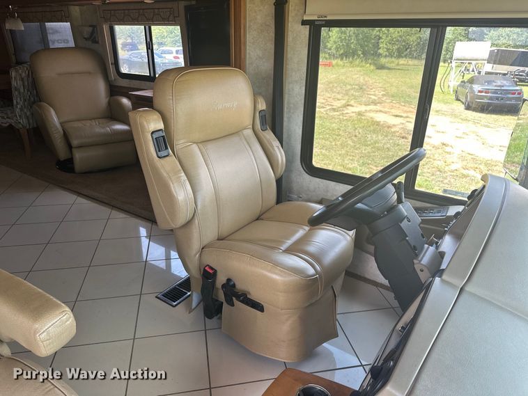 image for item EJ4439 2012 Winnebago  Journey  RV