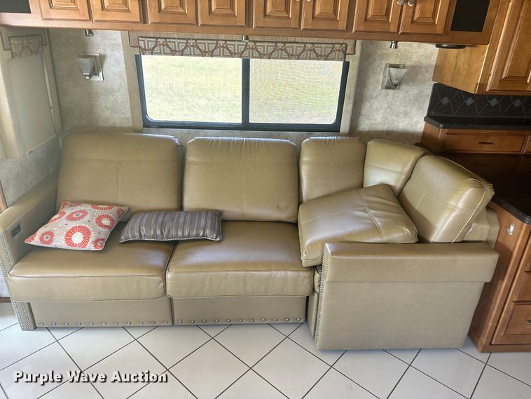 image for item EJ4439 2012 Winnebago  Journey  RV