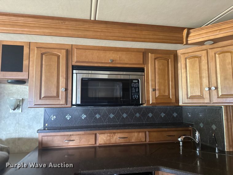 image for item EJ4439 2012 Winnebago  Journey  RV