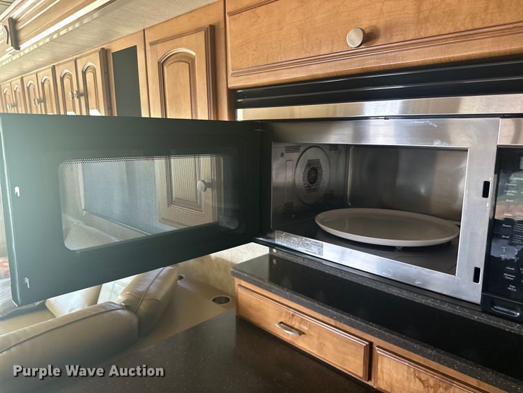 image for item EJ4439 2012 Winnebago  Journey  RV