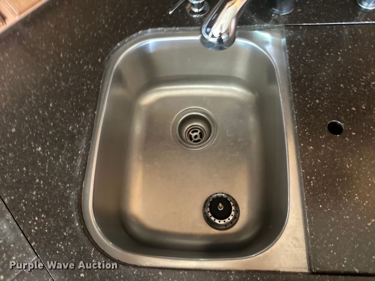 image for item EJ4439 2012 Winnebago  Journey  RV