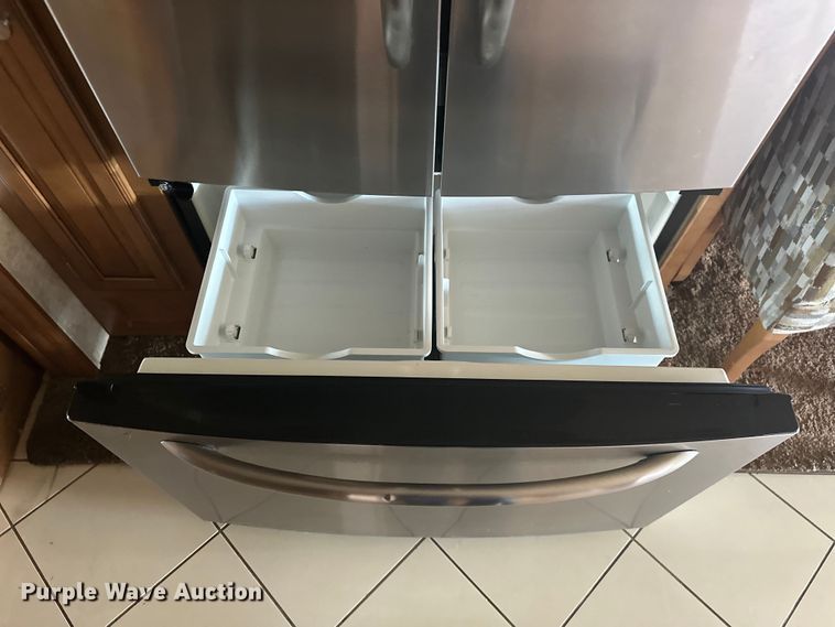 image for item EJ4439 2012 Winnebago  Journey  RV