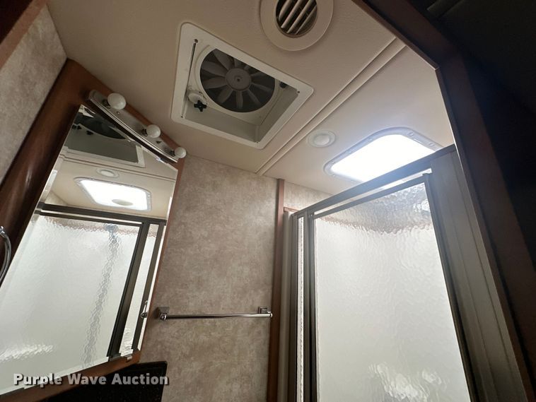 image for item EJ4439 2012 Winnebago  Journey  RV