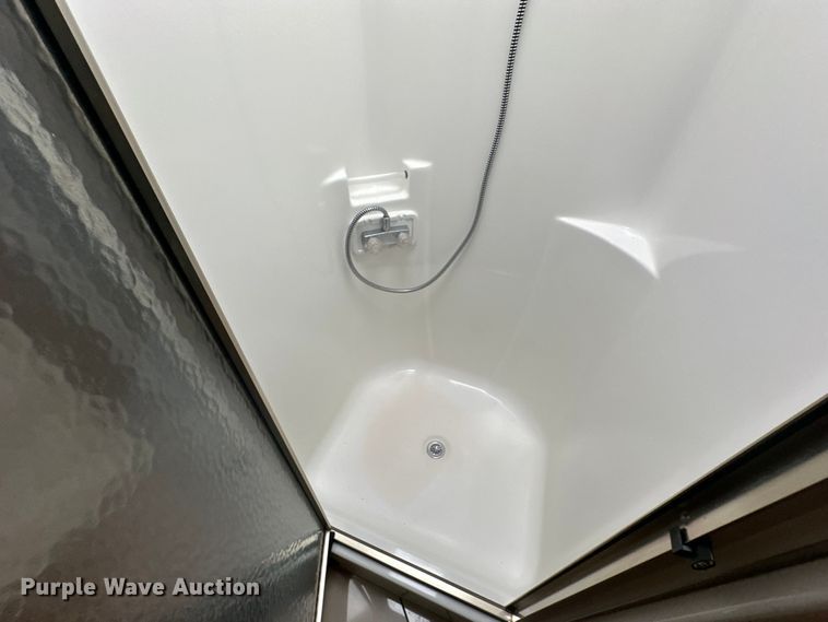 image for item EJ4439 2012 Winnebago  Journey  RV