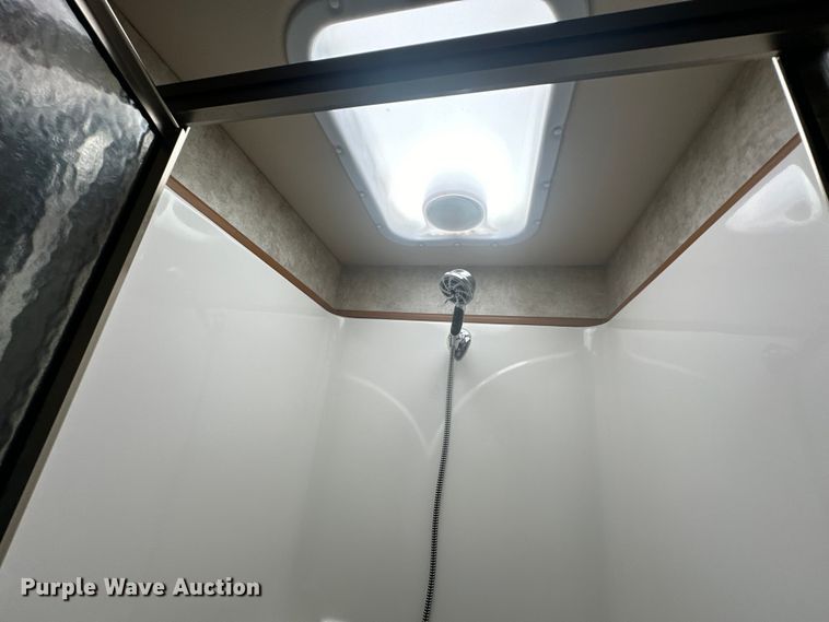 image for item EJ4439 2012 Winnebago  Journey  RV