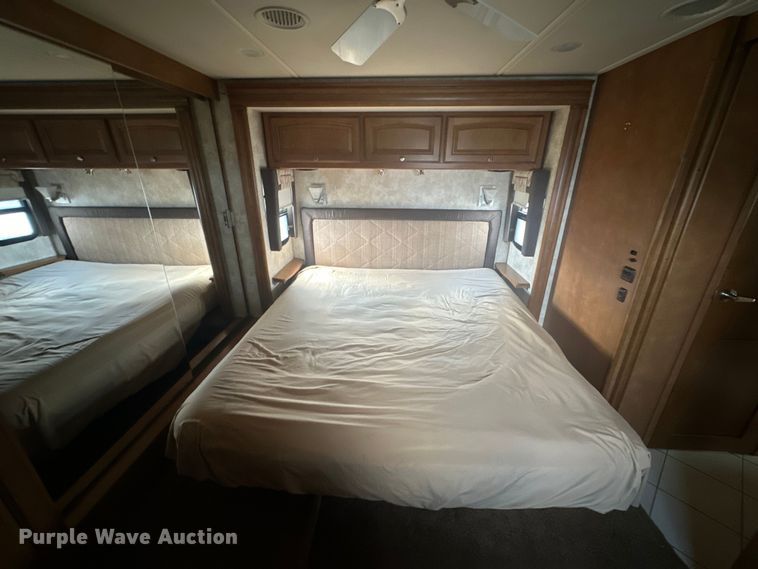 image for item EJ4439 2012 Winnebago  Journey  RV