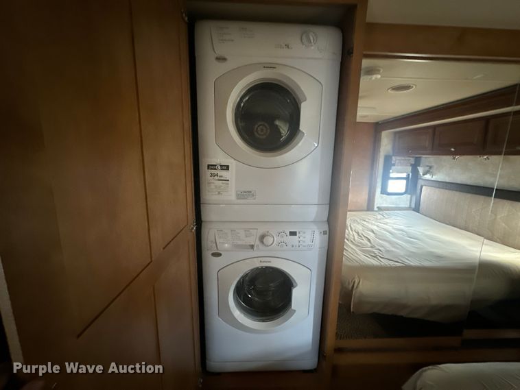 image for item EJ4439 2012 Winnebago  Journey  RV