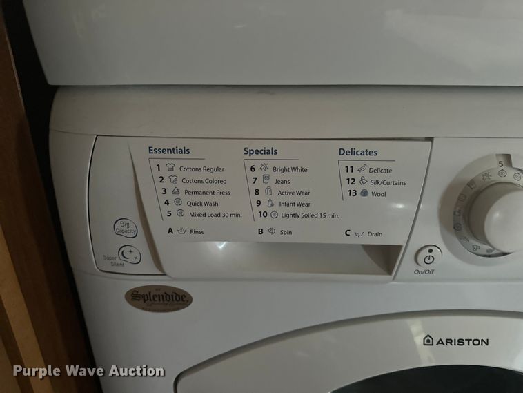 image for item EJ4439 2012 Winnebago  Journey  RV