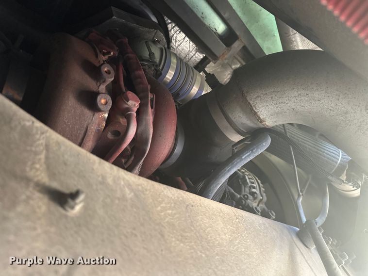 image for item EJ4439 2012 Winnebago  Journey  RV