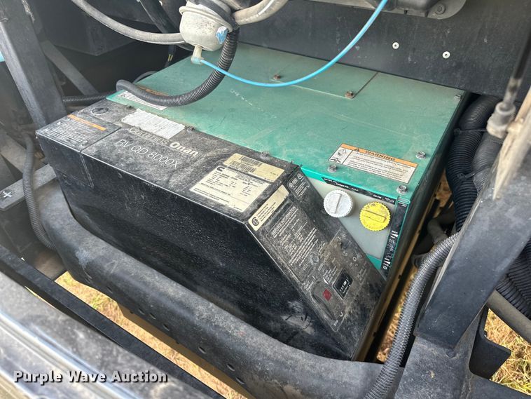 image for item EJ4439 2012 Winnebago  Journey  RV