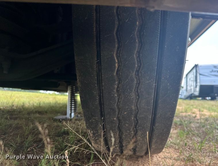 image for item EJ4439 2012 Winnebago  Journey  RV