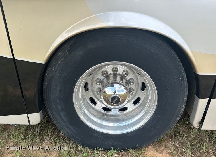 image for item EJ4439 2012 Winnebago  Journey  RV