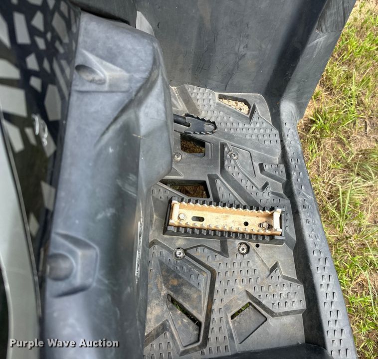 image for item EJ4441 2021 Zhejiang CF Moto CForce 600 Touring  ATV