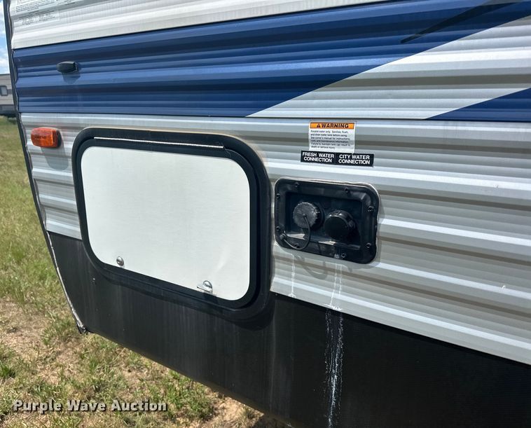 image for item EJ4443 2022 Keystone  Springdale SG202RD22  camper