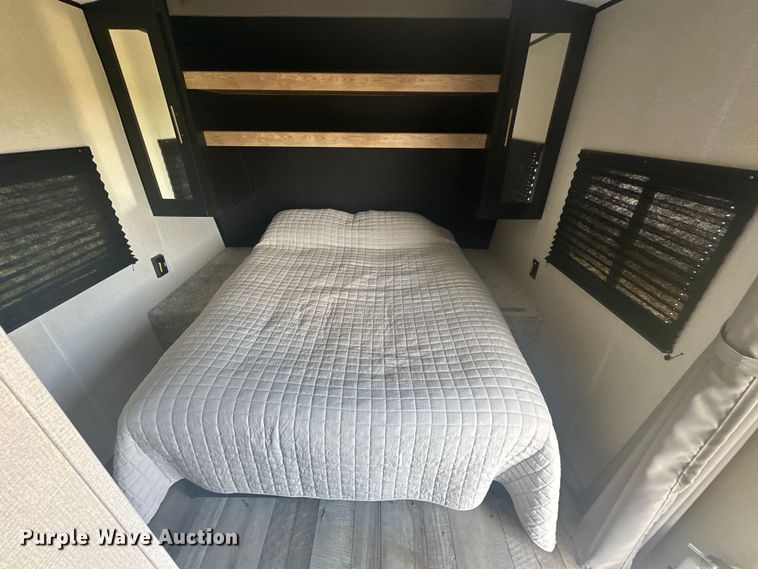 image for item EJ4443 2022 Keystone  Springdale SG202RD22  camper