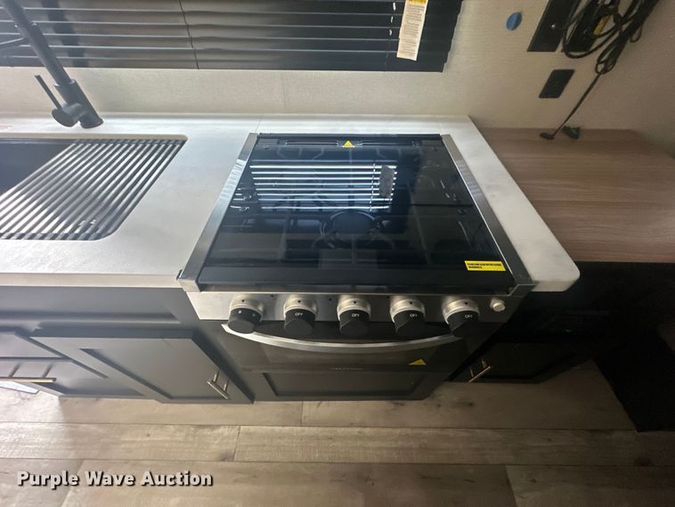 image for item EJ4443 2022 Keystone  Springdale SG202RD22  camper