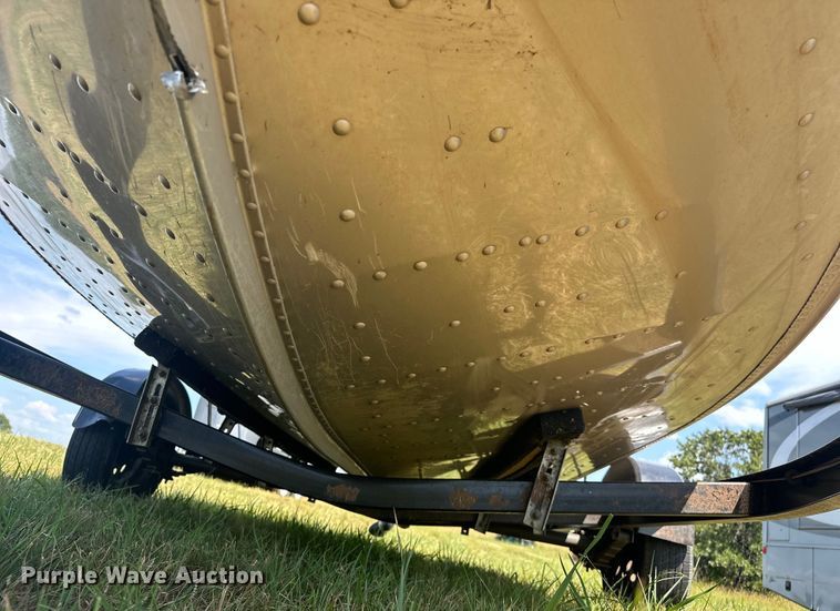 image for item EJ4444 1999 Alumacraft  TS175 boat