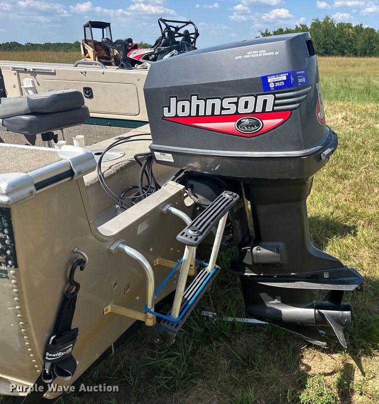 image for item EJ4444 1999 Alumacraft  TS175 boat