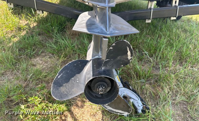 image for item EJ4444 1999 Alumacraft  TS175 boat