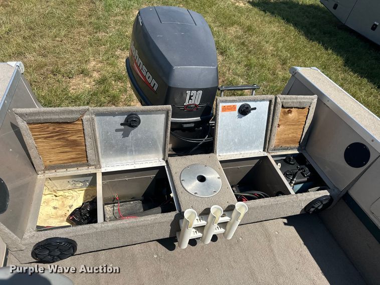 image for item EJ4444 1999 Alumacraft  TS175 boat