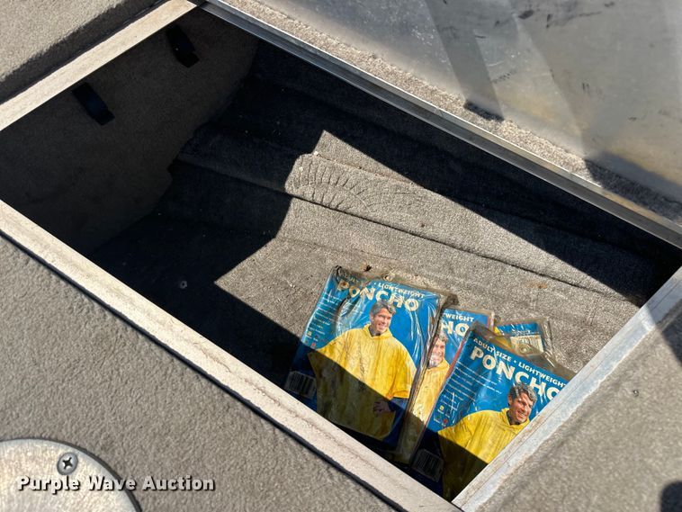 image for item EJ4444 1999 Alumacraft  TS175 boat