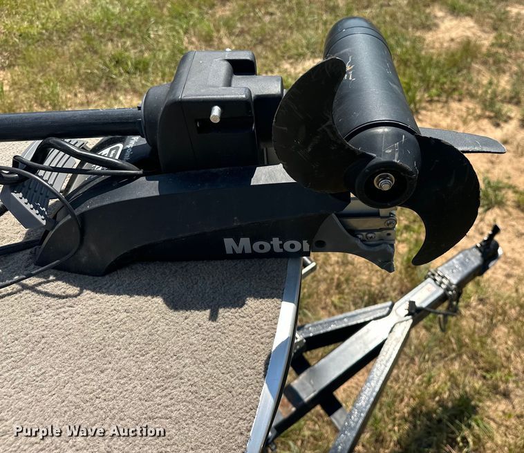 image for item EJ4444 1999 Alumacraft  TS175 boat