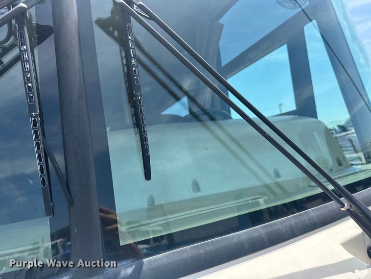 image for item EJ4448 1994 Winnebago  Vectra RV