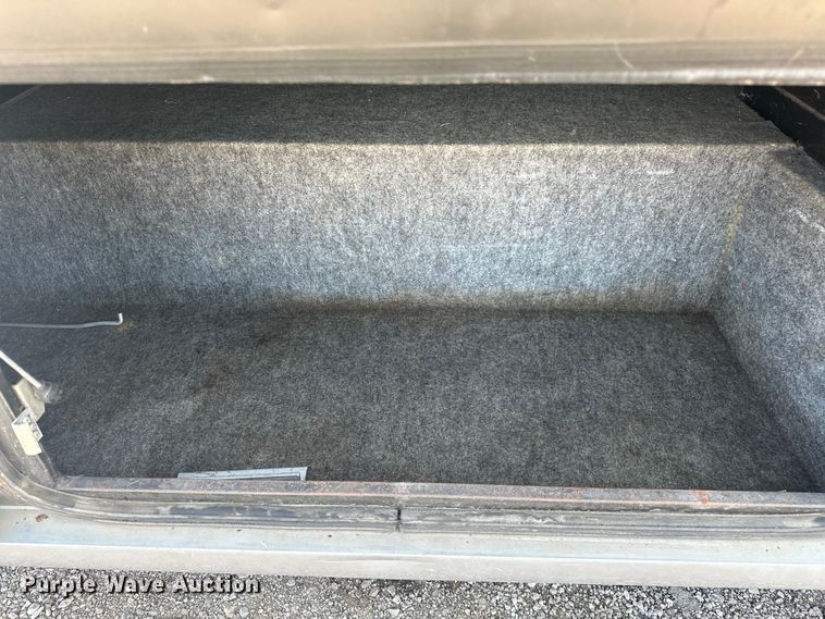 image for item EJ4448 1994 Winnebago  Vectra RV