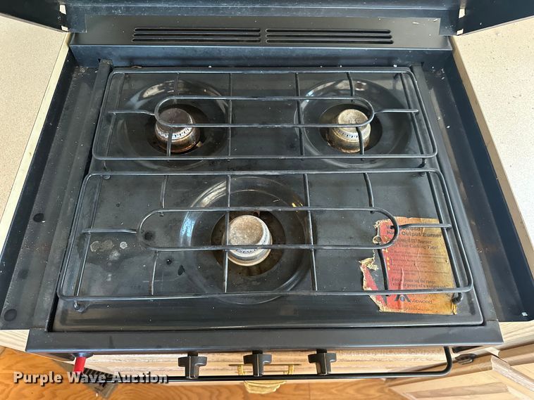 image for item EJ4448 1994 Winnebago  Vectra RV