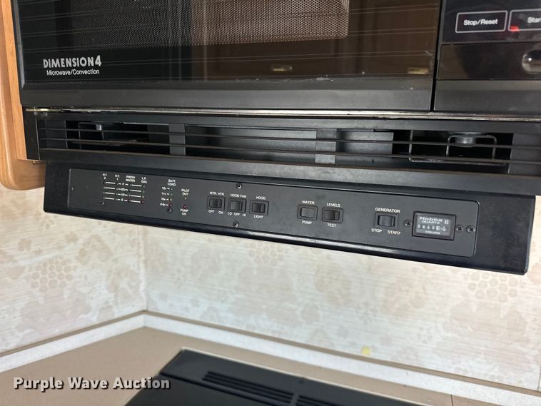 image for item EJ4448 1994 Winnebago  Vectra RV