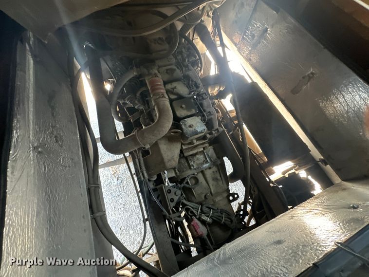 image for item EJ4448 1994 Winnebago  Vectra RV