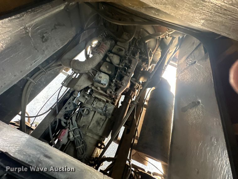 image for item EJ4448 1994 Winnebago  Vectra RV