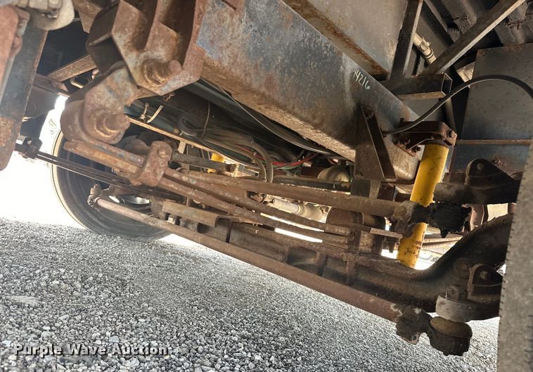 image for item EJ4448 1994 Winnebago  Vectra RV