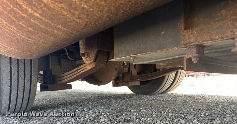 image for item EJ4448 1994 Winnebago  Vectra RV