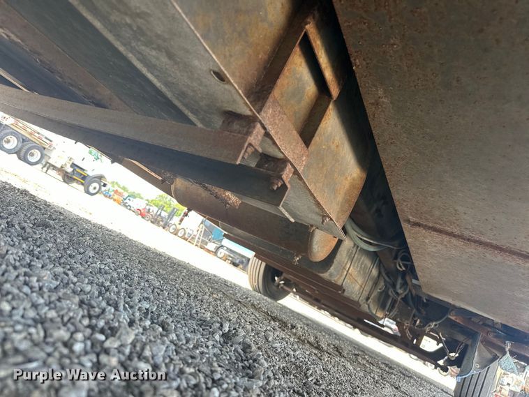 image for item EJ4448 1994 Winnebago  Vectra RV